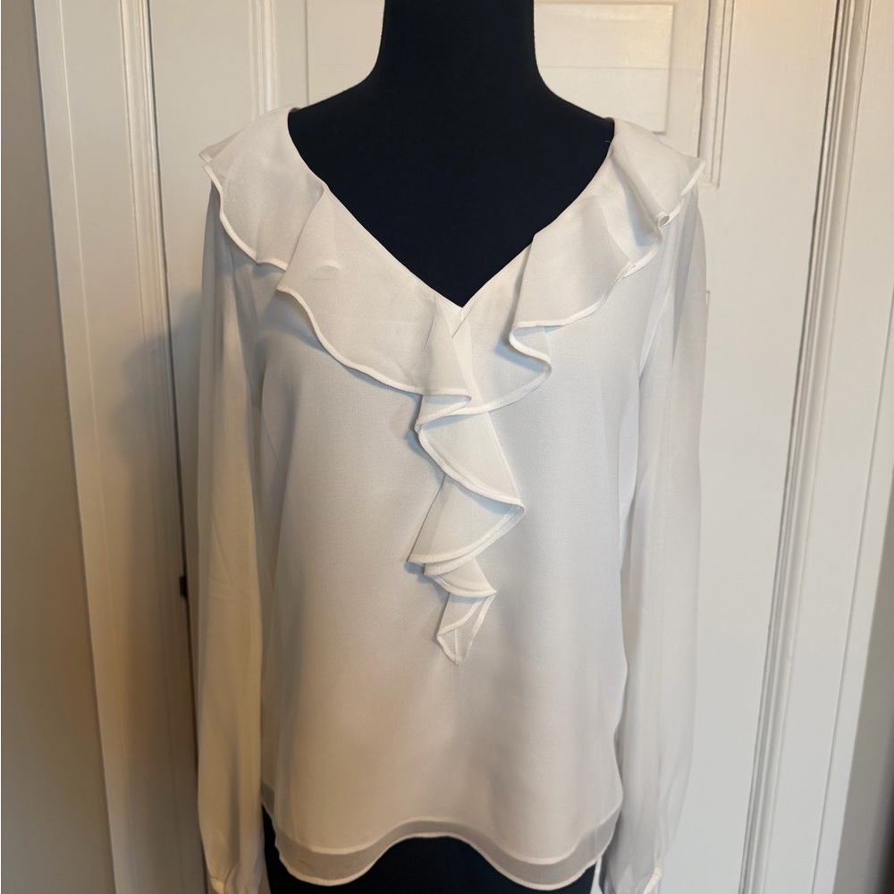 White House Black Market White Ruffle Blouse NWT Sz XS